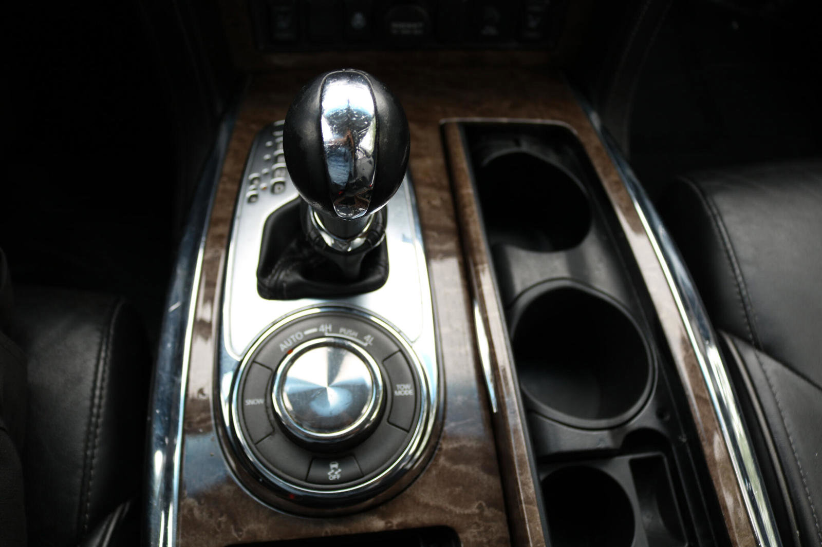 Used 2017 INFINITI QX80 4WD image 52