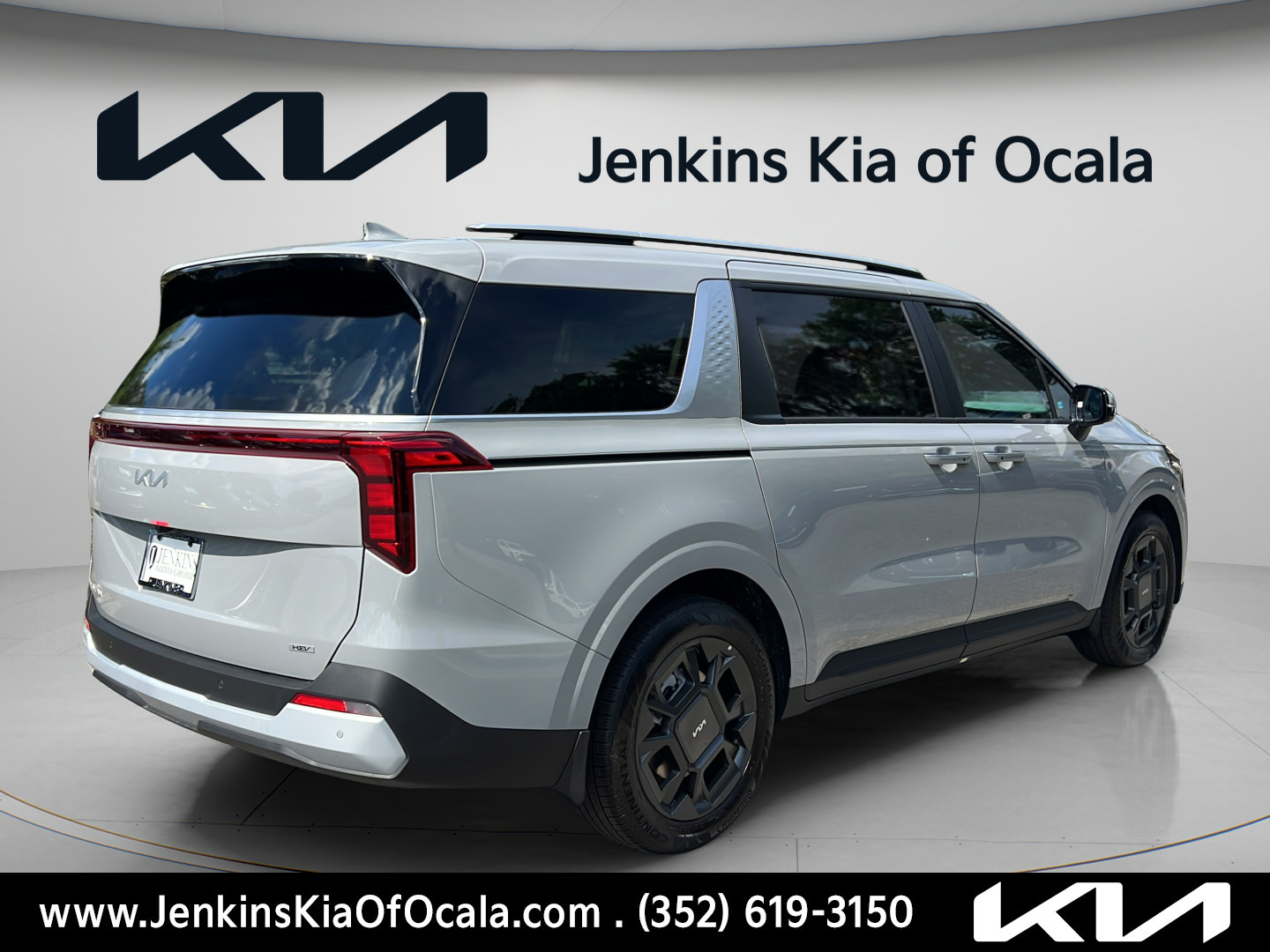 New 2026 Kia Carnival EX FWD image 3