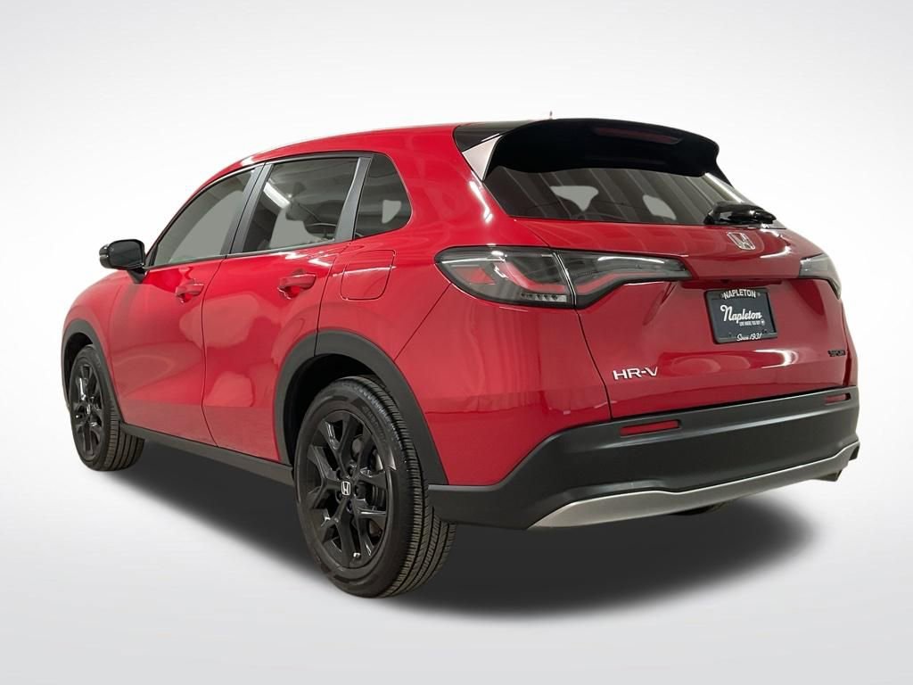 Used 2023 Honda HR-V Sport image 2