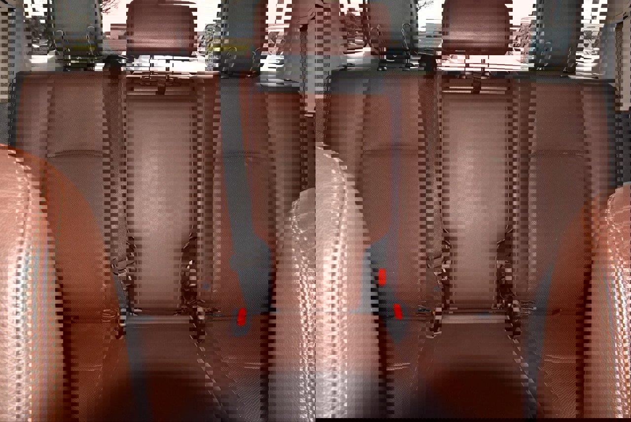 Used 2015 Toyota 4Runner Limited image 19