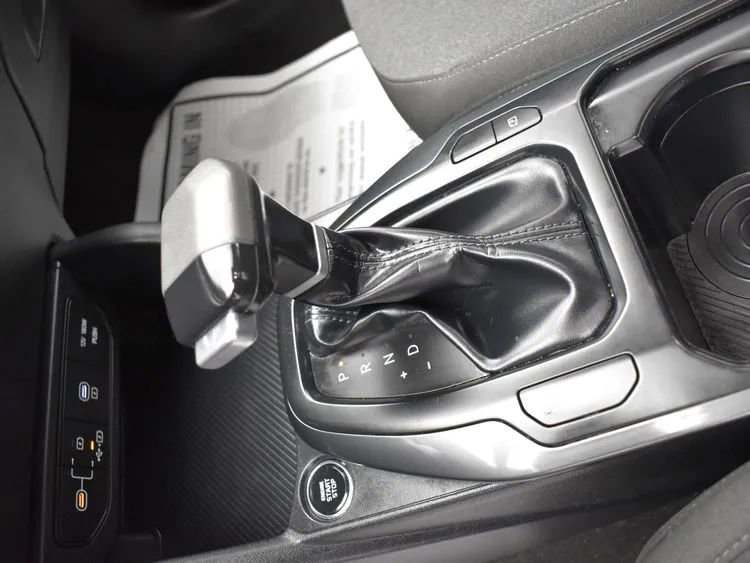 Used 2025 Kia K4 image 33