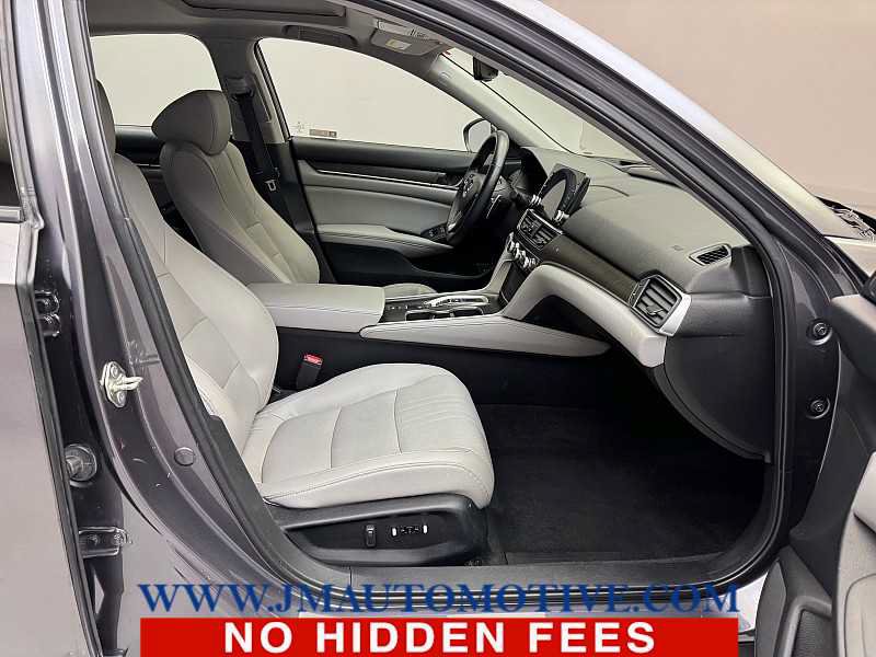 Used 2018 Honda Accord Touring image 20