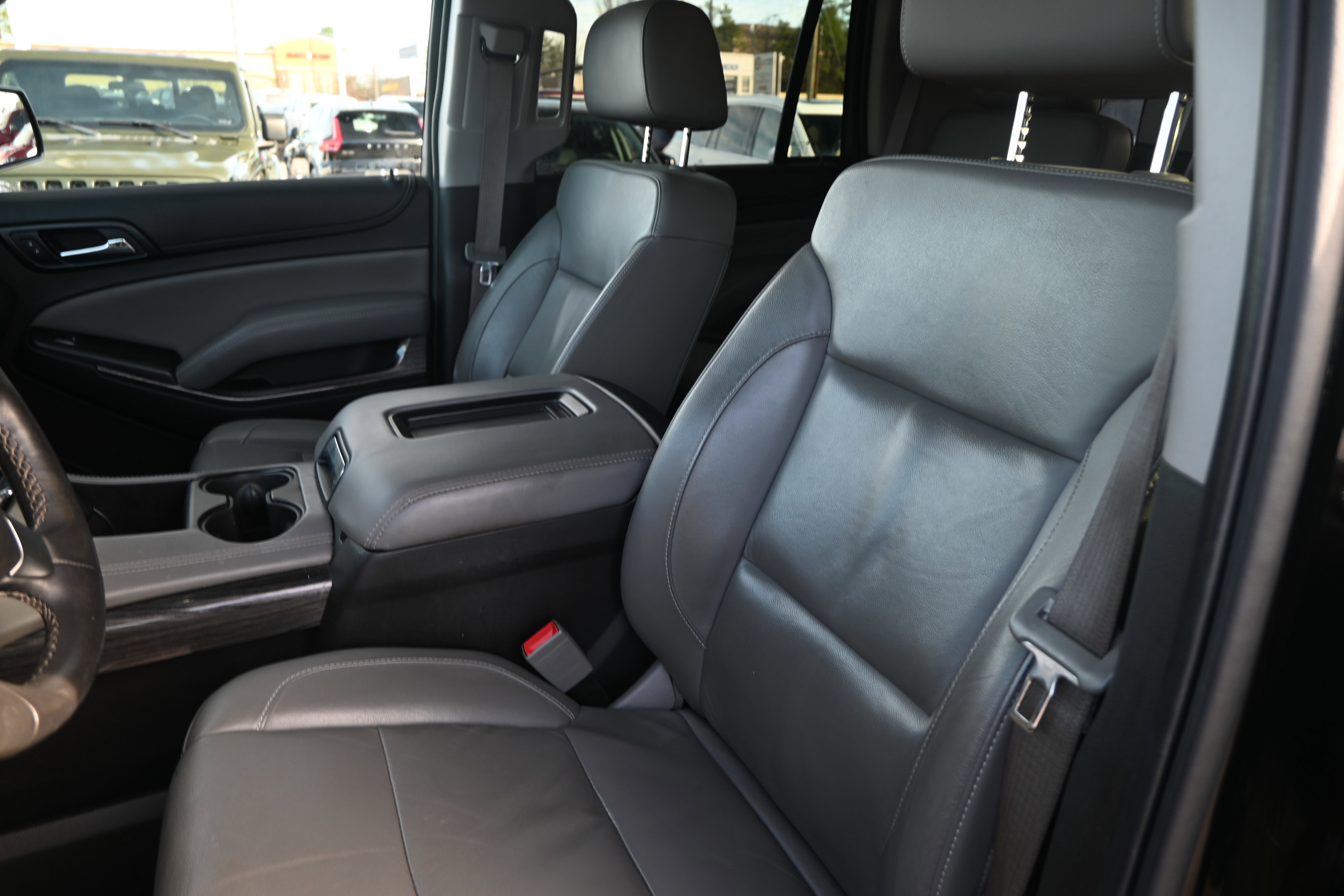 Used 2016 Chevrolet Tahoe LT image 5