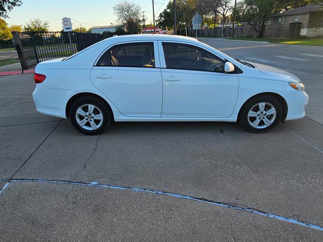 Used 2010 Toyota Corolla LE FWD image 7