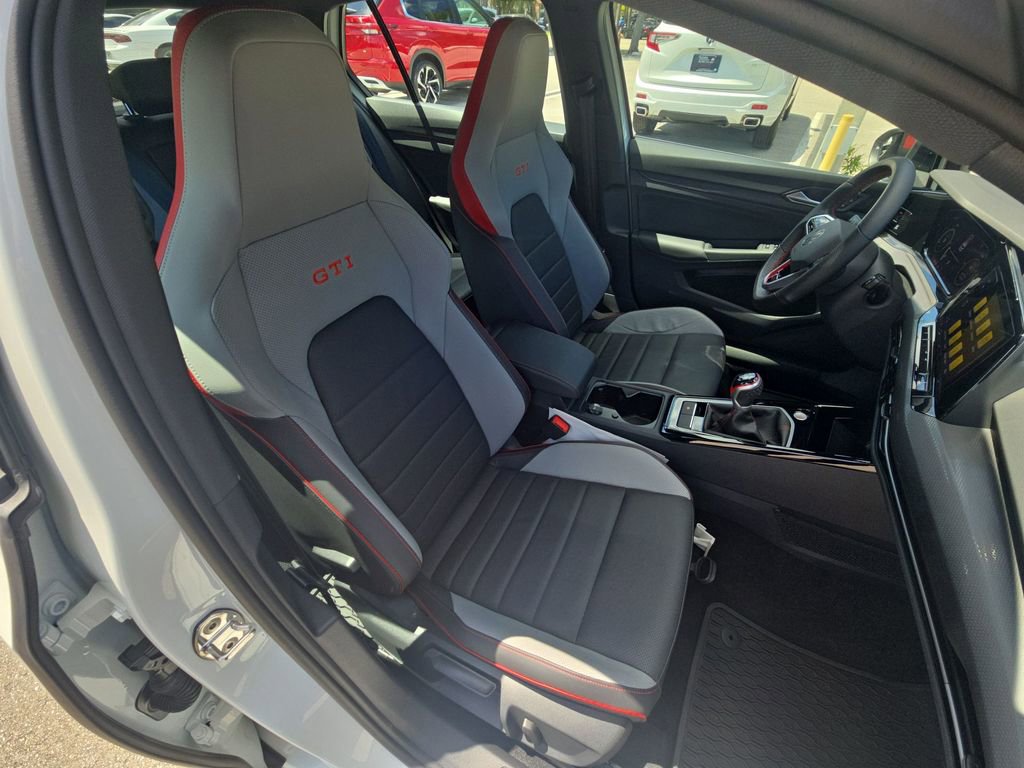 Used 2024 Volkswagen GTI SE FWD image 35