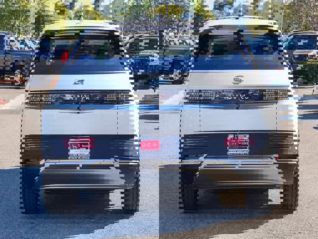 Used 2024 Hyundai Ioniq 5 SE image 5