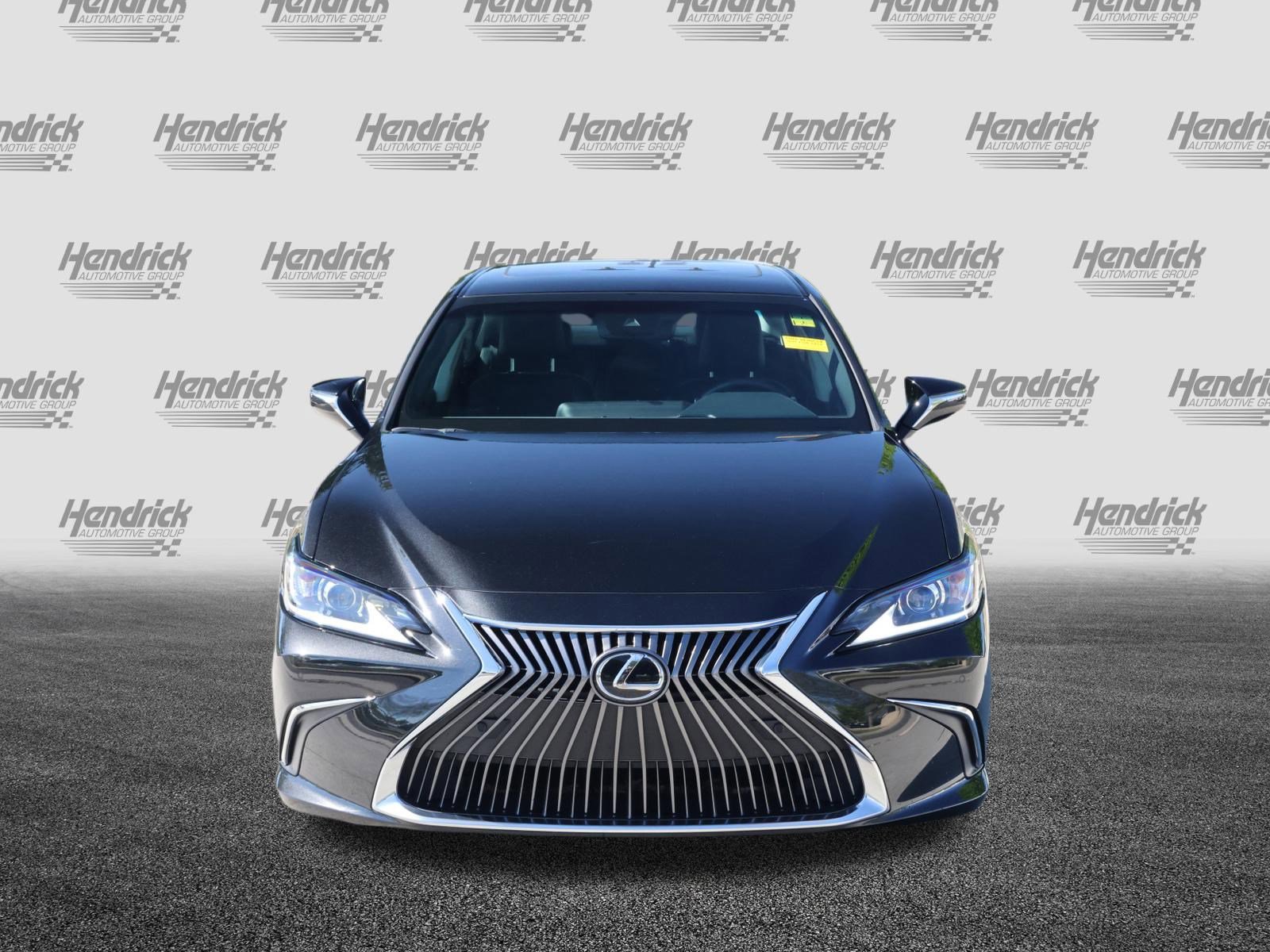 Used 2019 Lexus ES 350 Luxury w/ Premium Package image 3