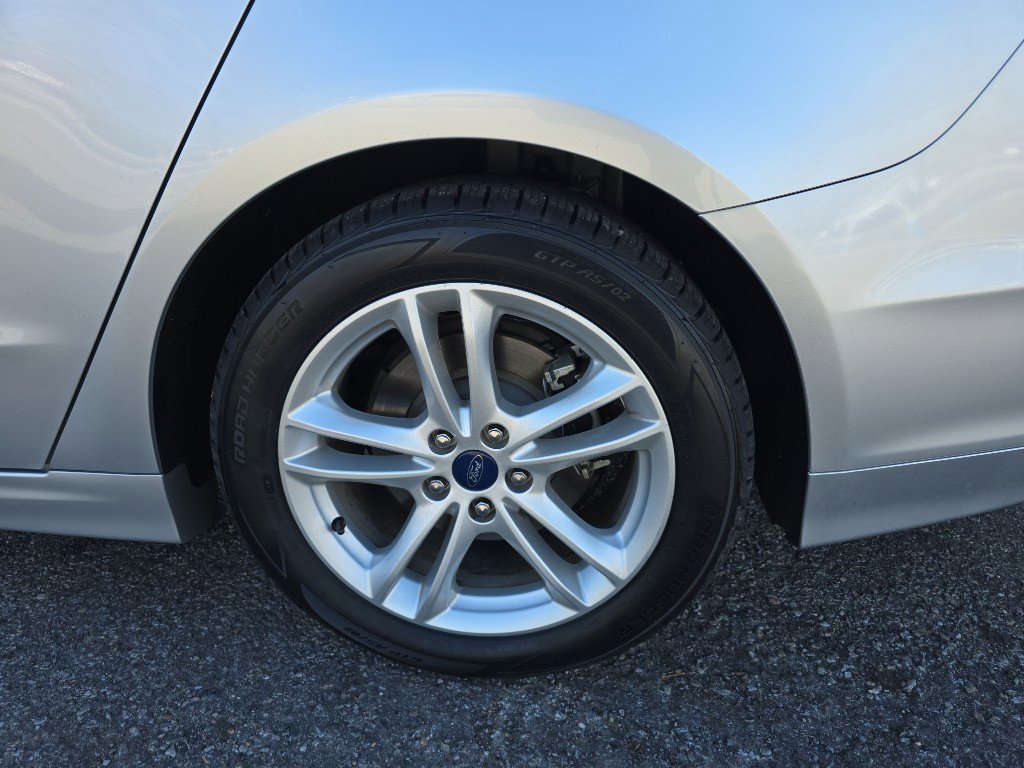 Used 2018 Ford Fusion S FWD image 31