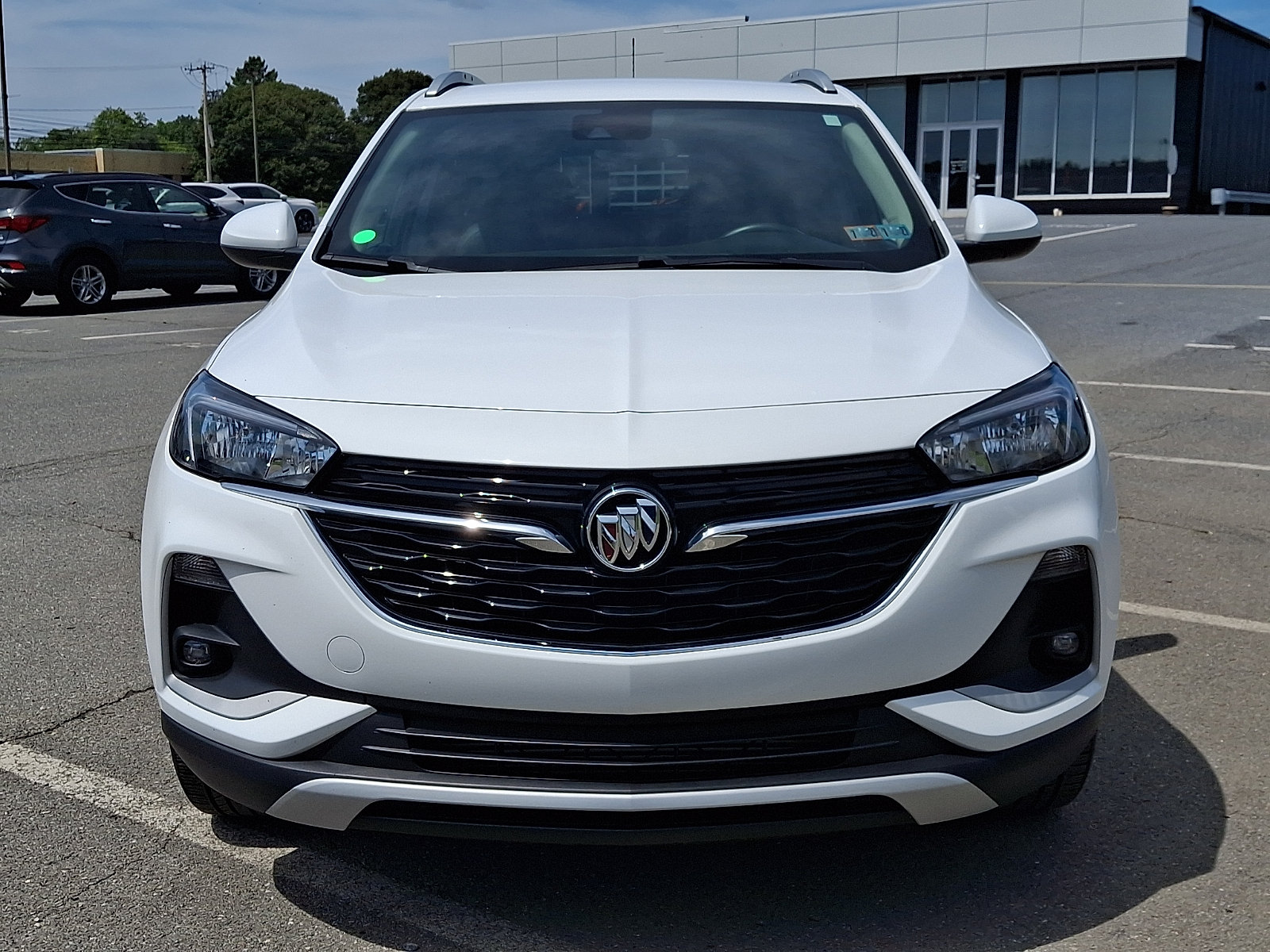 Used 2023 Buick Encore GX Select w/ Safety Package II FWD image 2