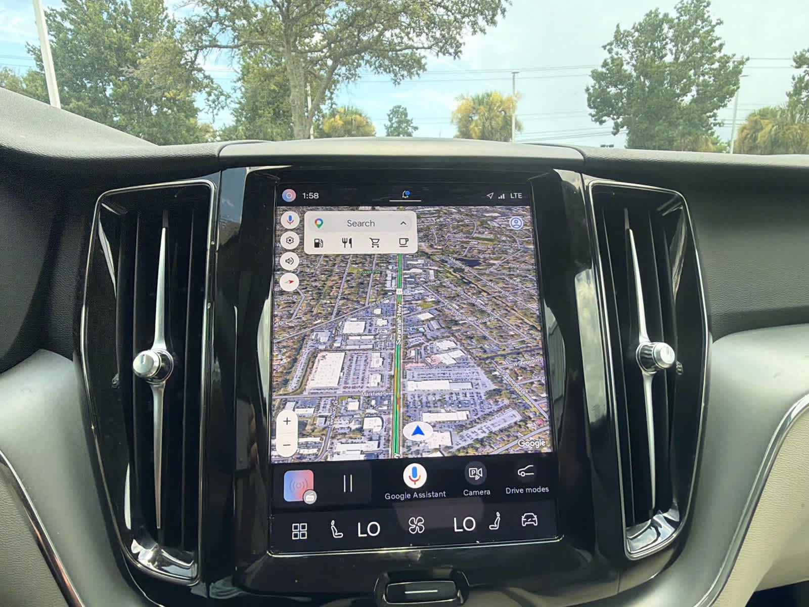 Certified 2024 Volvo XC60 B5 Core AWD/4WD image 40