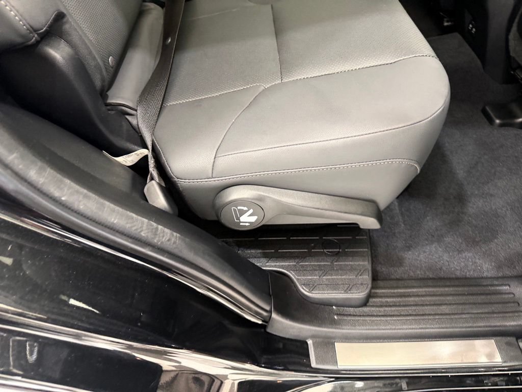 Used 2023 Lexus GX 460 Premium AWD/4WD image 33