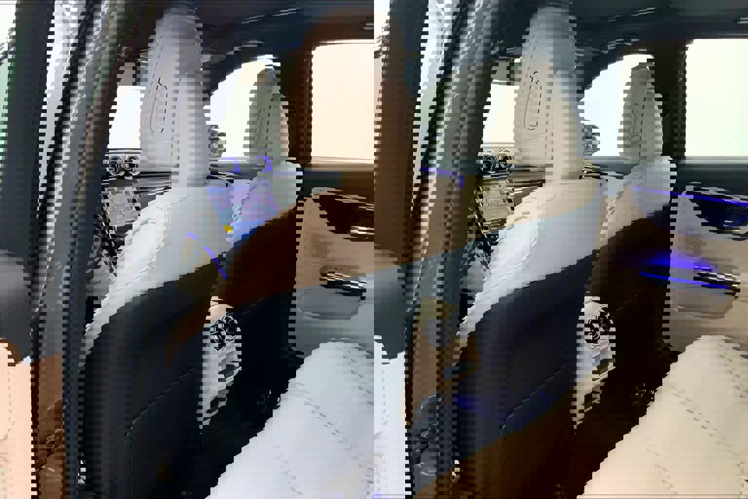 Certified 2023 Mercedes-Benz C 300 Sedan image 16