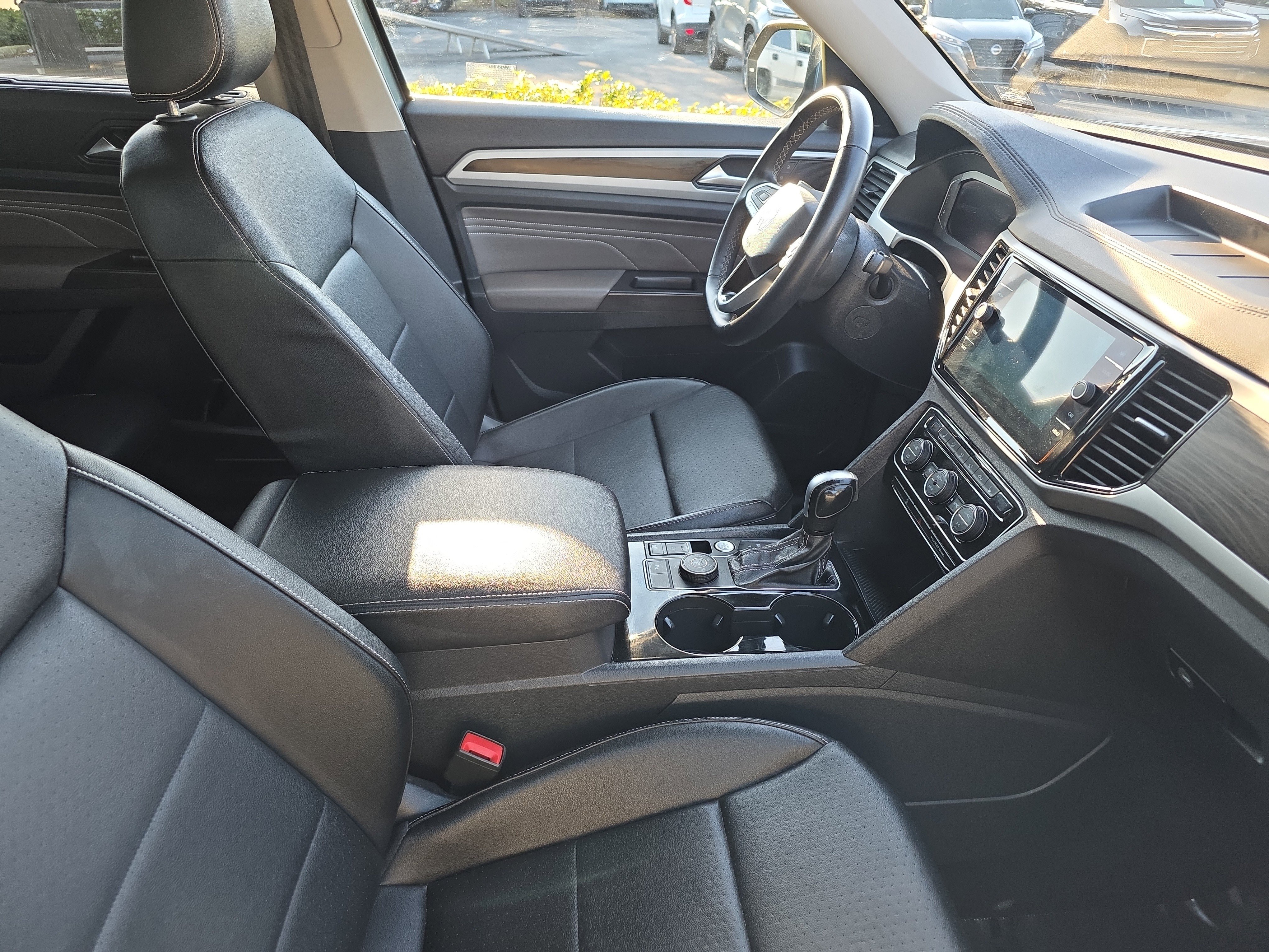 Used 2022 Volkswagen Atlas SE image 15