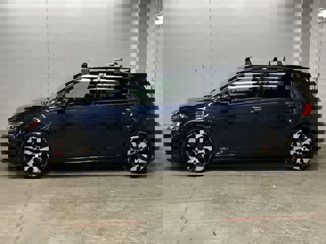 Used 2017 Volkswagen GTI S image 2