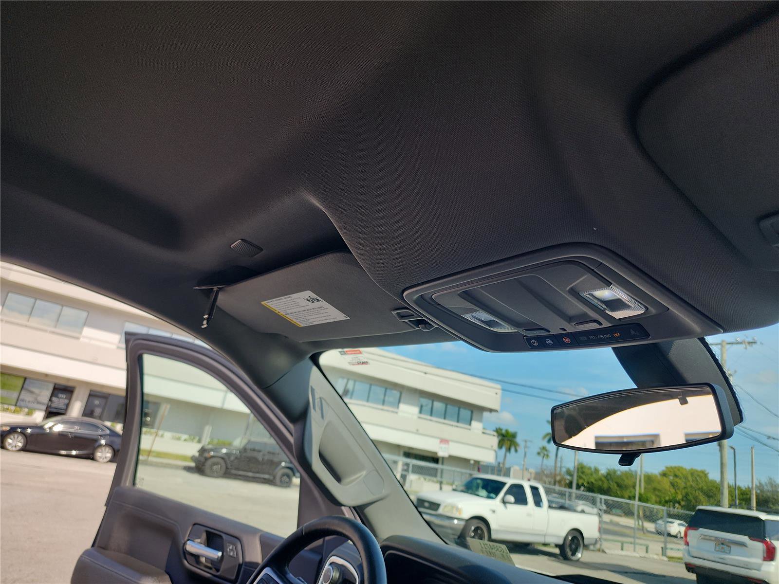 Used 2020 Chevrolet Silverado 1500 LT w/ All-Star Edition image 28