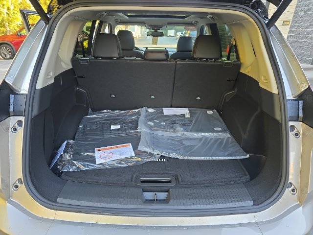 New 2026 Nissan Rogue Platinum w/ Platinum Premium Package AWD/4WD image 25