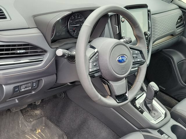 Used 2025 Subaru Forester Touring AWD/4WD image 8