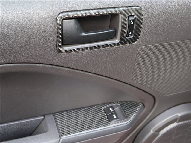 Used 2006 Ford Mustang GT RWD image 10
