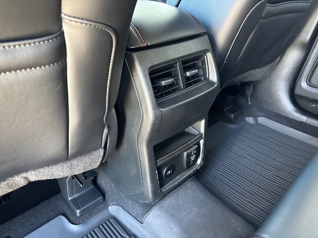 Used 2024 Ford Edge ST-Line AWD/4WD image 26