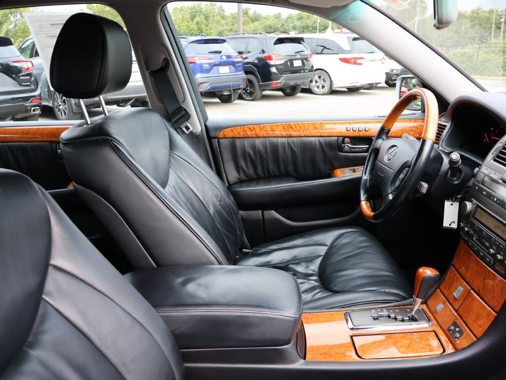 Used 2002 Lexus LS 430 RWD image 8