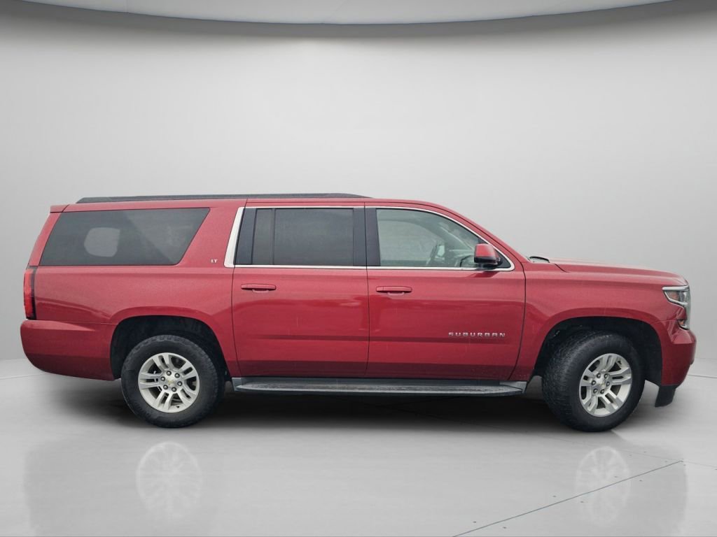 Used 2015 Chevrolet Suburban LT image 24