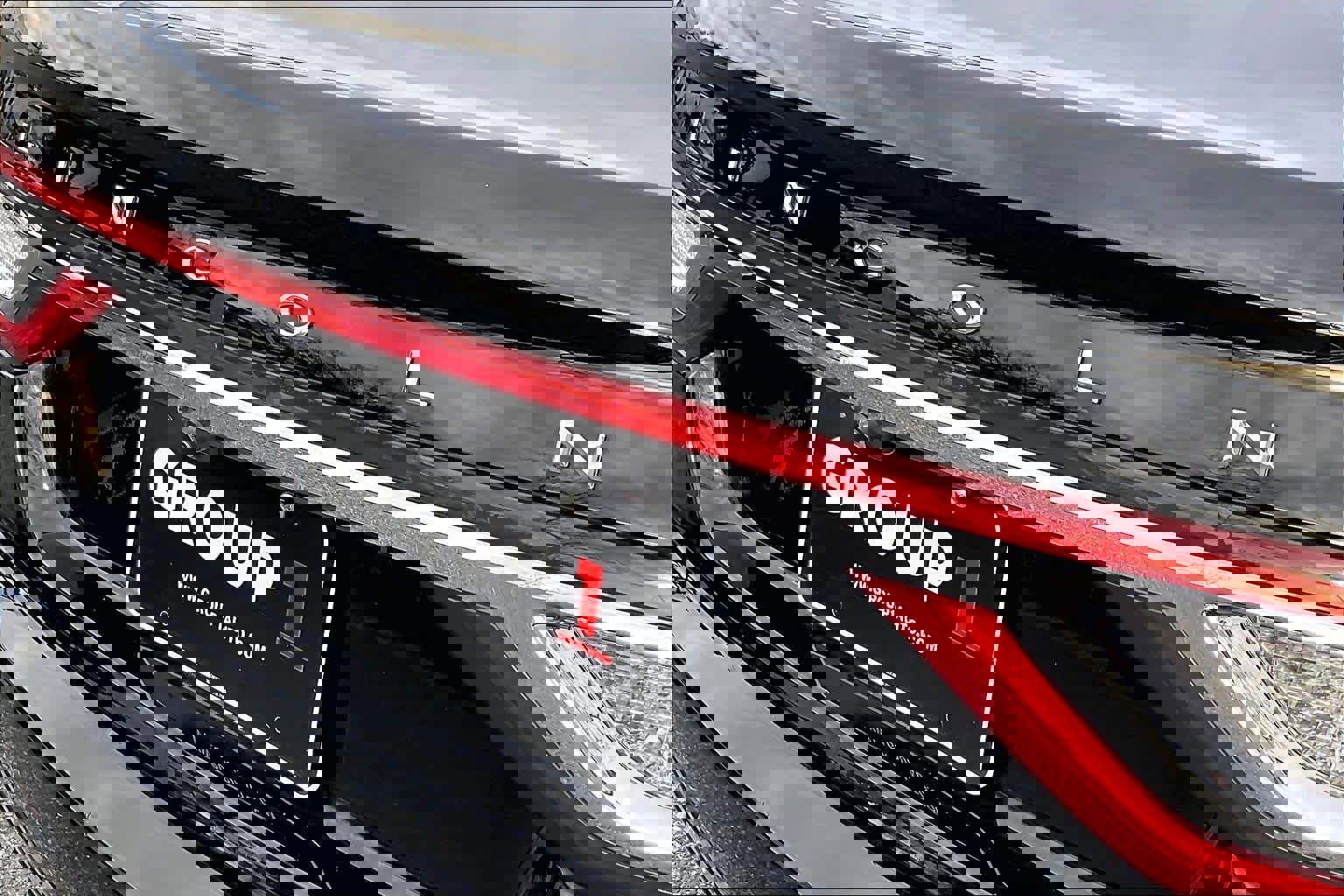 Used 2017 Lincoln Continental Premiere image 32