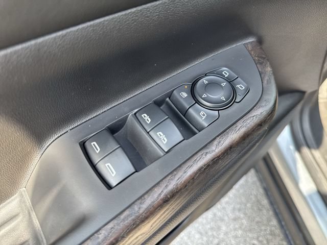 Used 2023 GMC Acadia Denali w/ Denali Ultimate Package AWD/4WD image 32