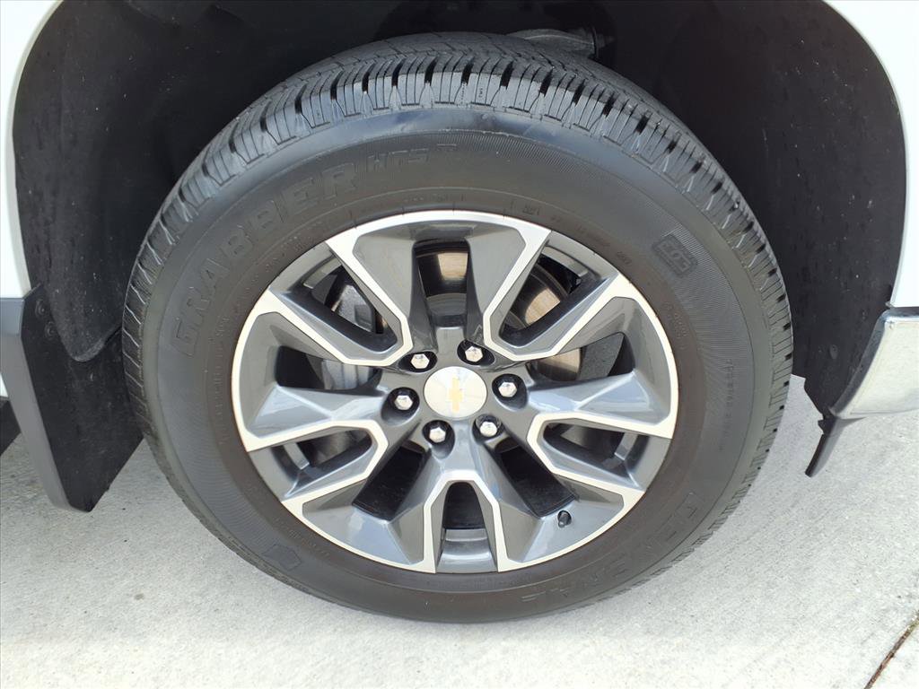 Used 2023 Chevrolet Silverado 1500 LT w/ Protection Package RWD image 7