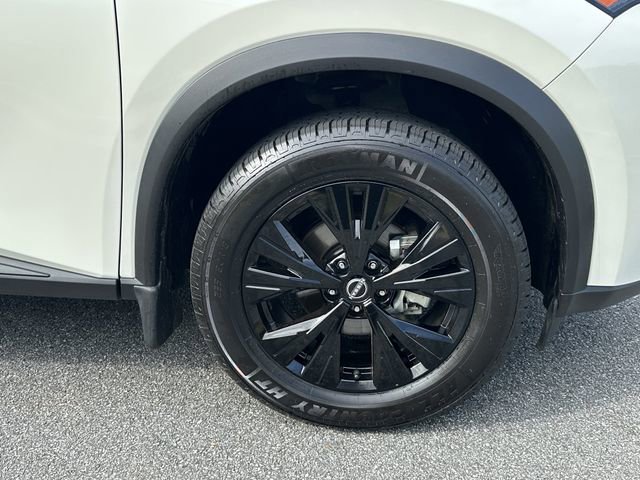 Certified 2023 Nissan Rogue SV w/ SV Premium B Package AWD/4WD image 13
