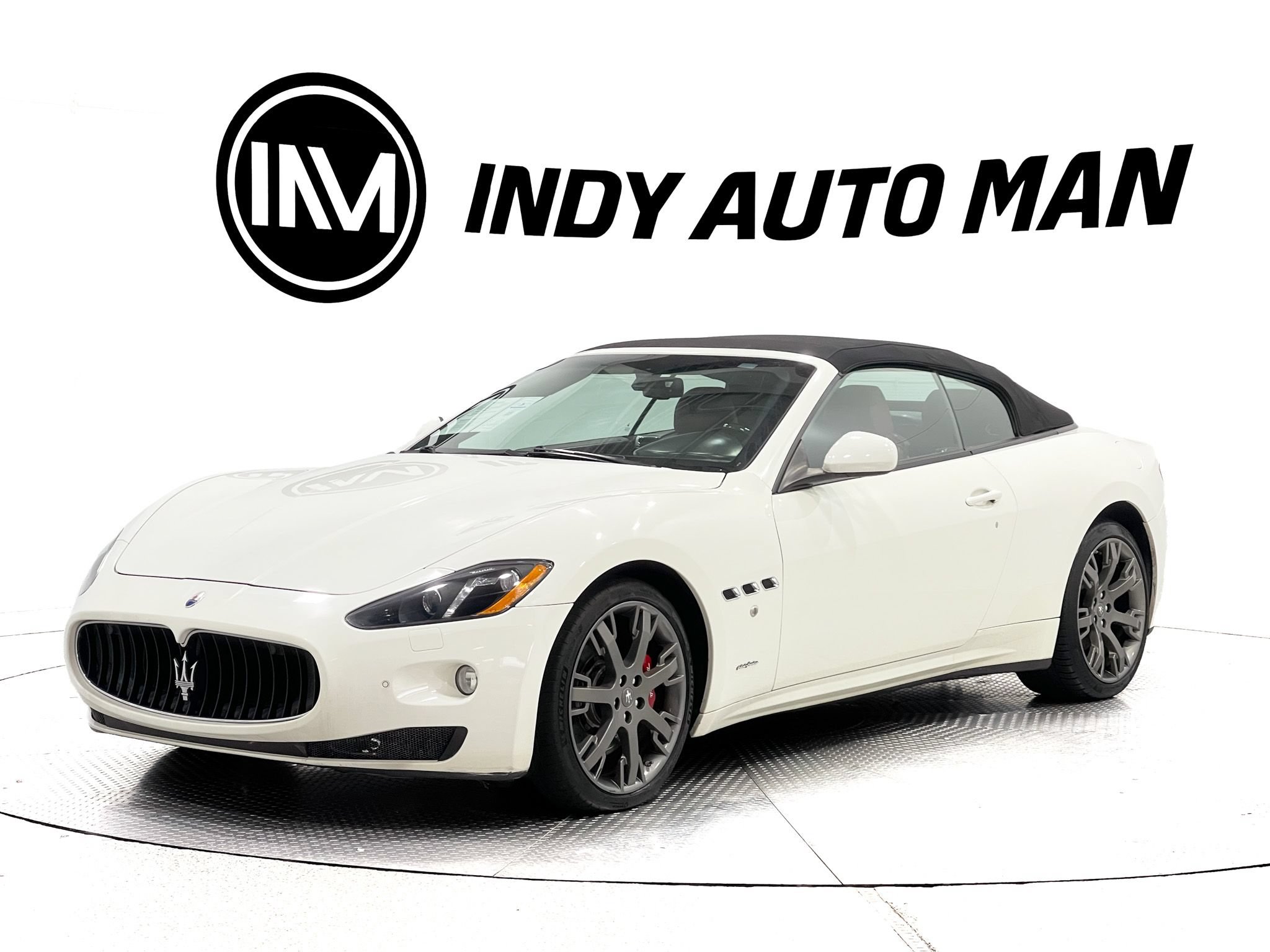 Used 2017 Maserati GranTurismo Convertible RWD image 8