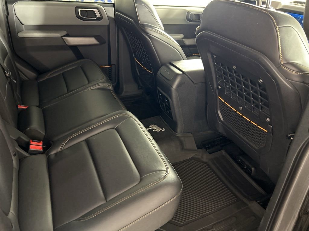 Used 2022 Ford Bronco Badlands image 34