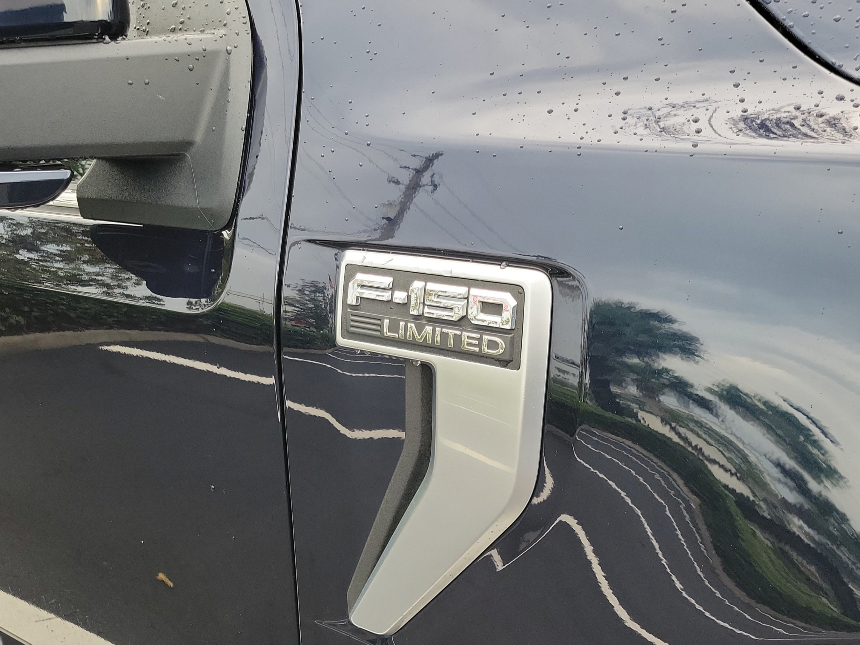 Used 2021 Ford F150 Limited AWD/4WD image 14
