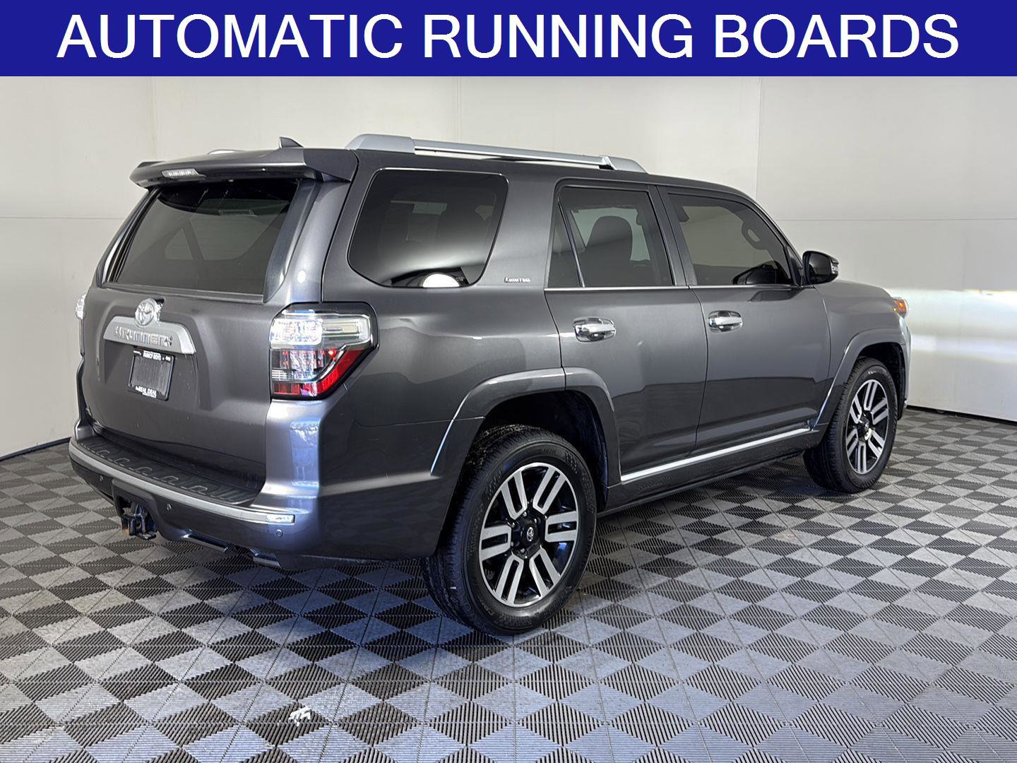 Used 2023 Toyota 4Runner Limited image 5
