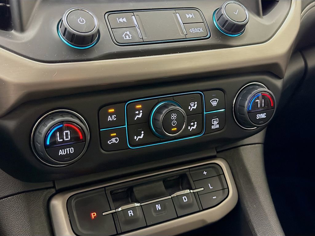 Used 2022 GMC Acadia Denali w/ Denali Technology Package image 19