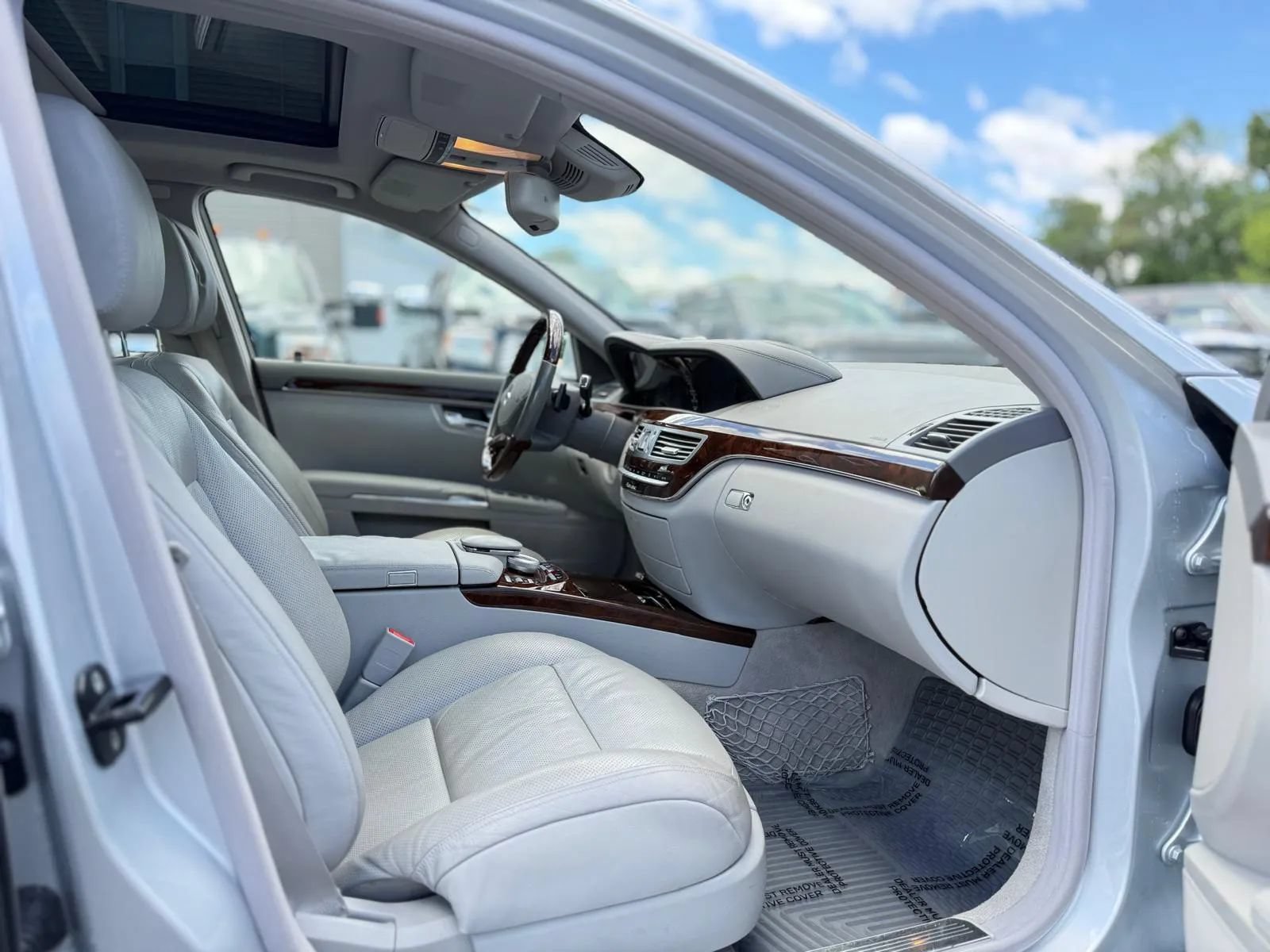 Used 2013 Mercedes-Benz S 550 4MATIC image 33