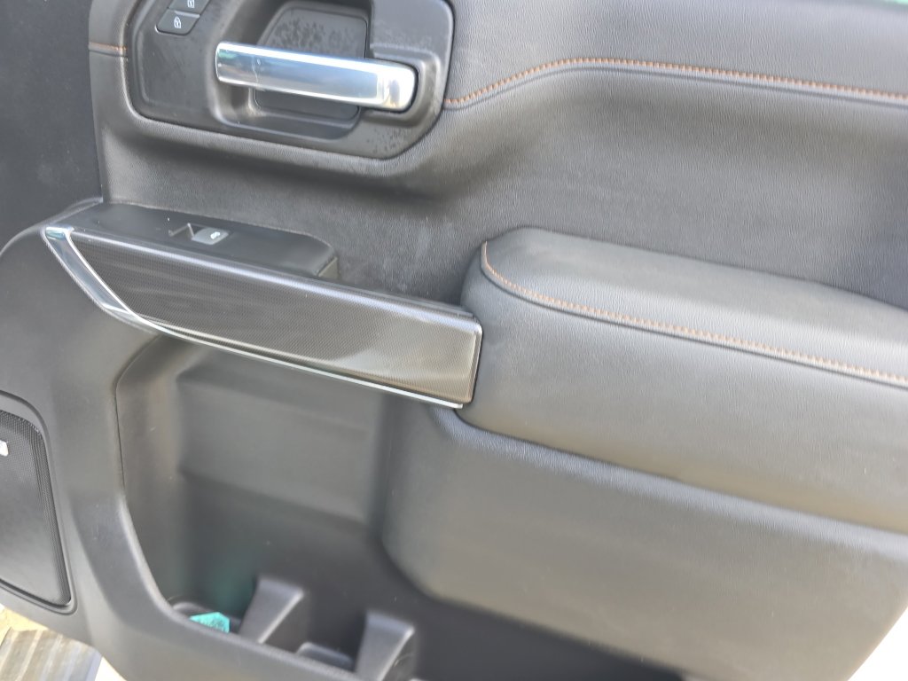 Used 2022 GMC Sierra 2500 AT4 w/ AT4 Premium Plus Package image 15
