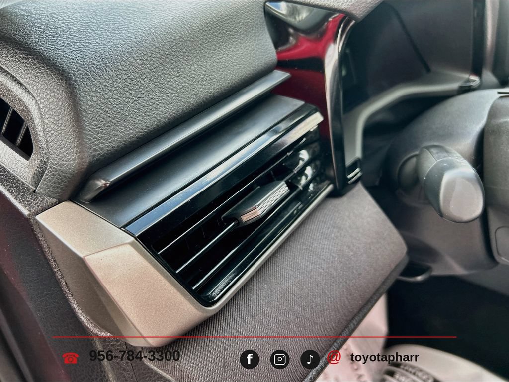 Used 2025 Toyota Camry LE w/ Convenience Package FWD image 10