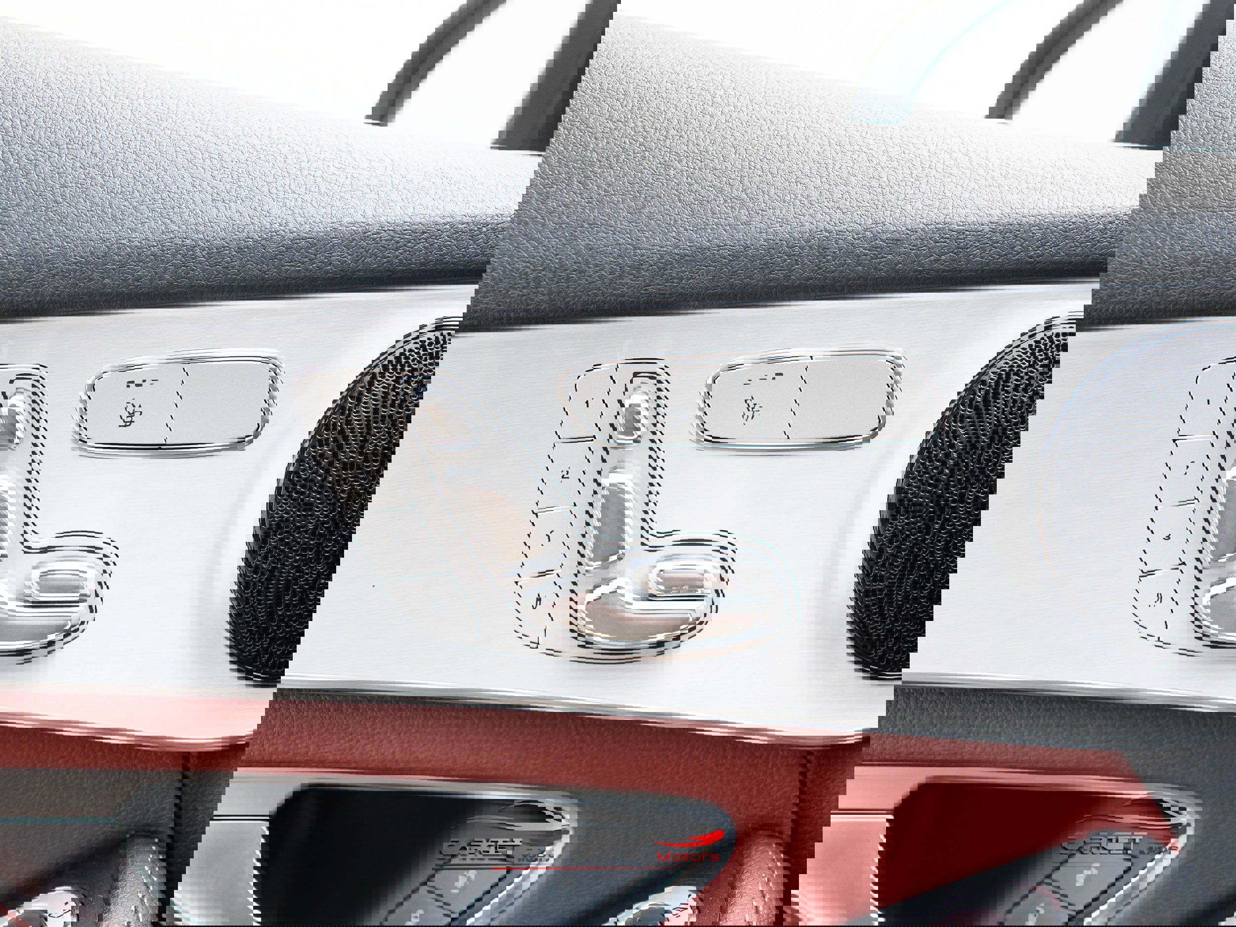 Used 2021 Mercedes-Benz GLC 300 4MATIC w/ AMG Line image 46