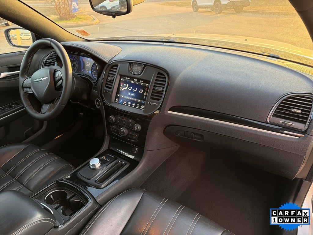 Used 2023 Chrysler 300 S image 20