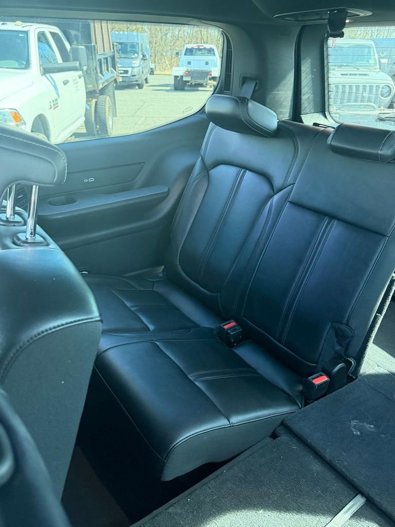 Used 2022 Jeep Wagoneer Series II w/ Premium Group I image 11