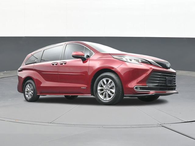 Used 2021 Toyota Sienna XLE image 52