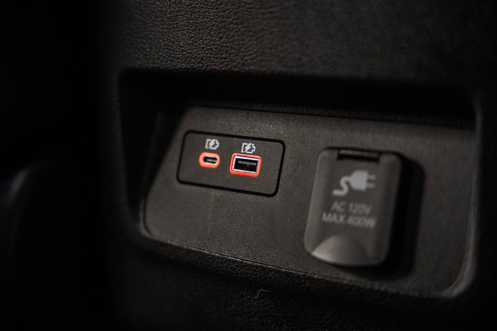 Used 2023 Nissan Frontier SV w/ SV Premium Package image 40