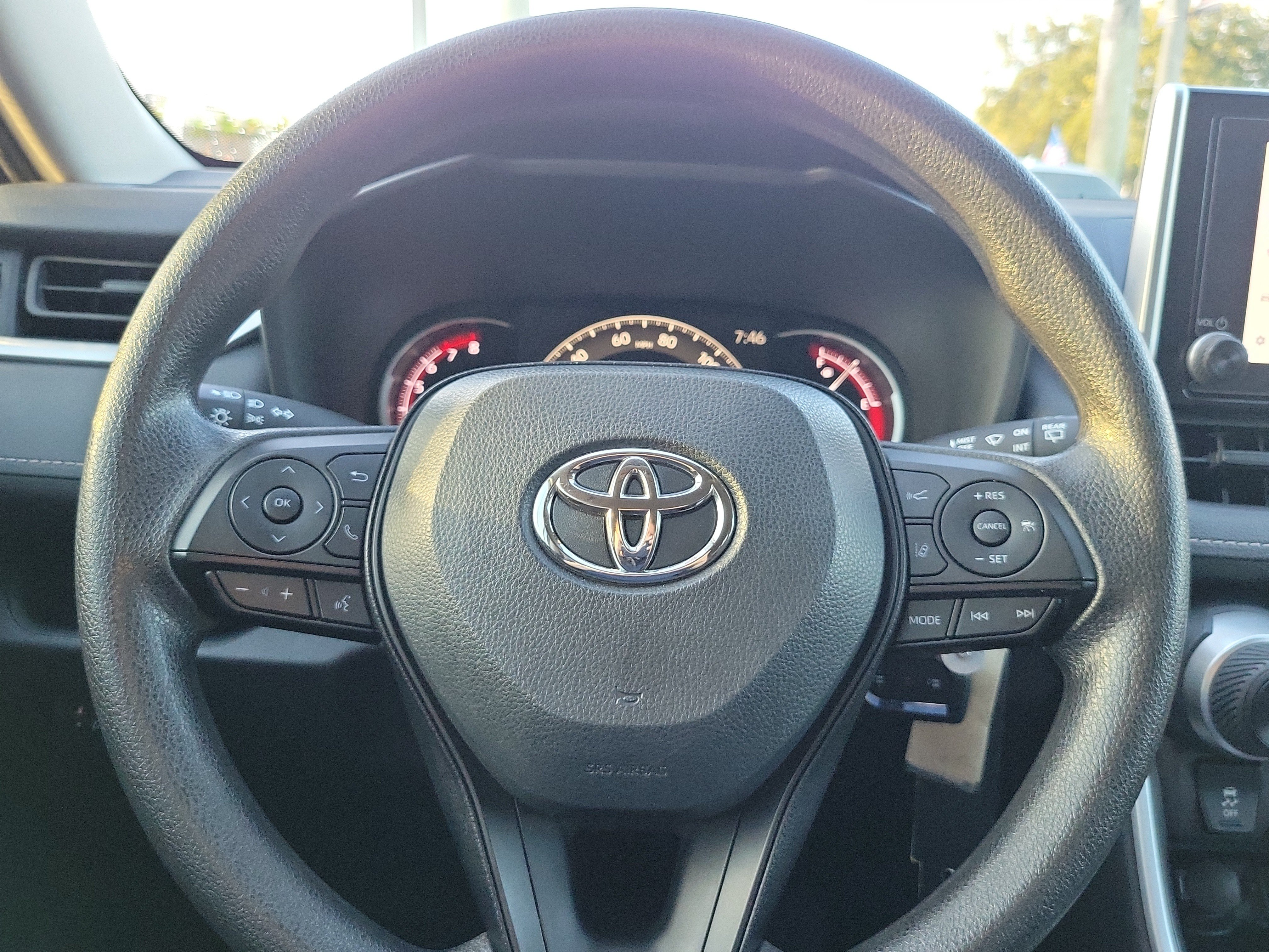Used 2025 Toyota RAV4 LE FWD image 23