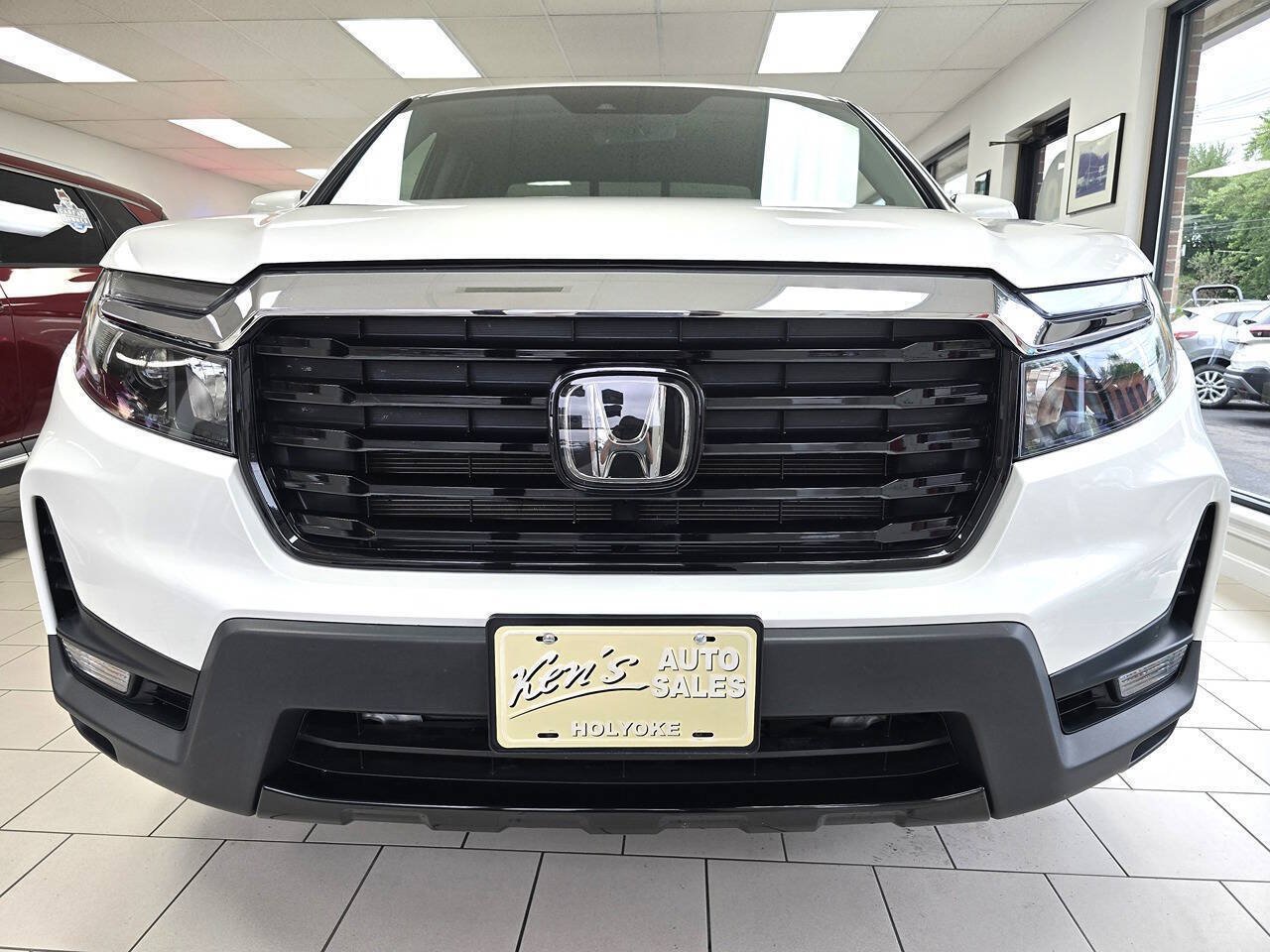 Used 2023 Honda Ridgeline RTL-E image 10