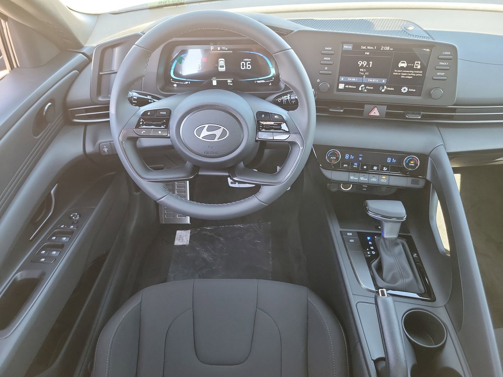 New 2025 Hyundai Elantra Sport FWD image 7