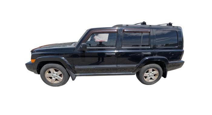 Used 2006 Jeep Commander 4WD image 2