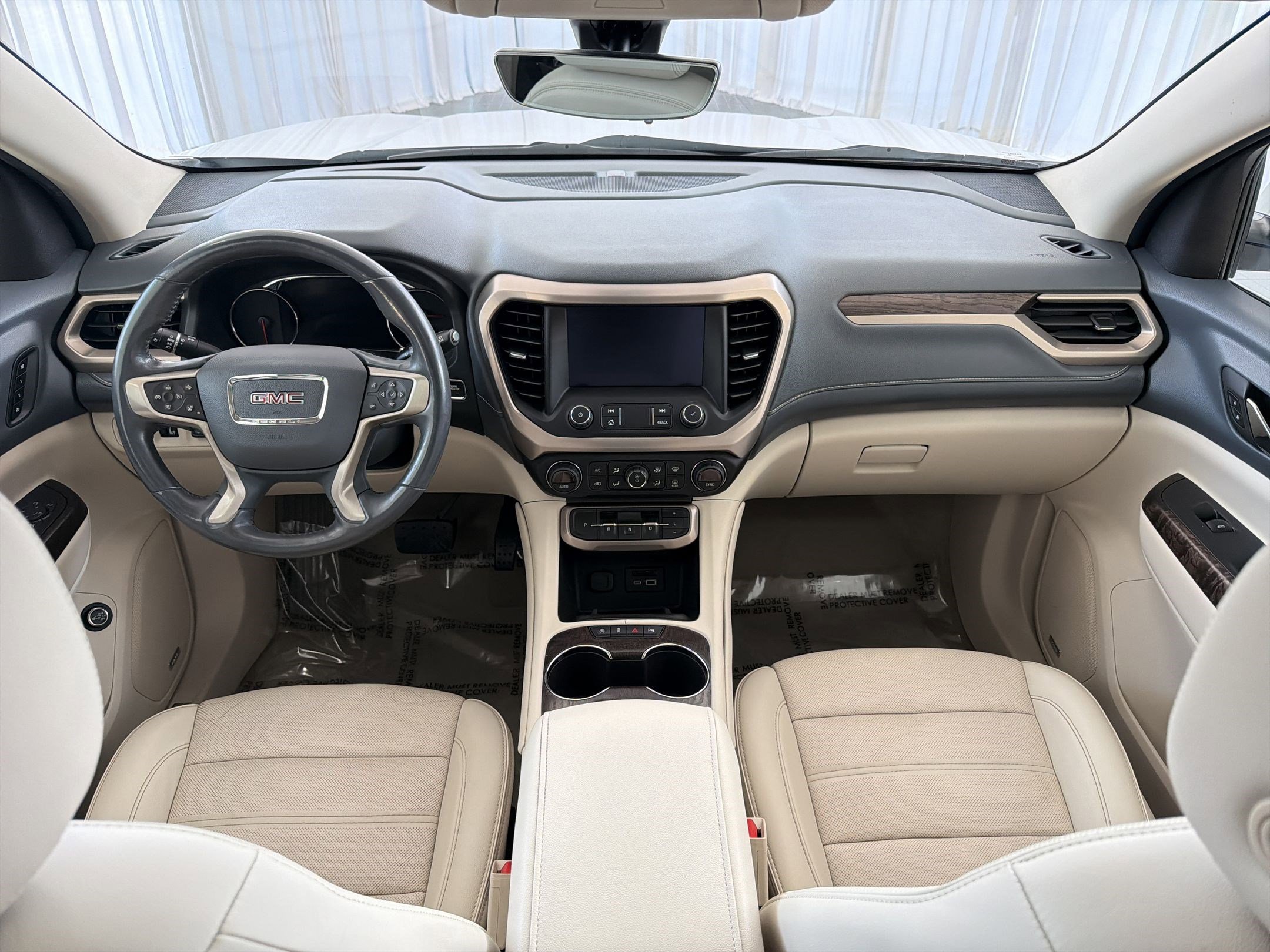 Used 2022 GMC Acadia Denali w/ Denali Ultimate Package image 17