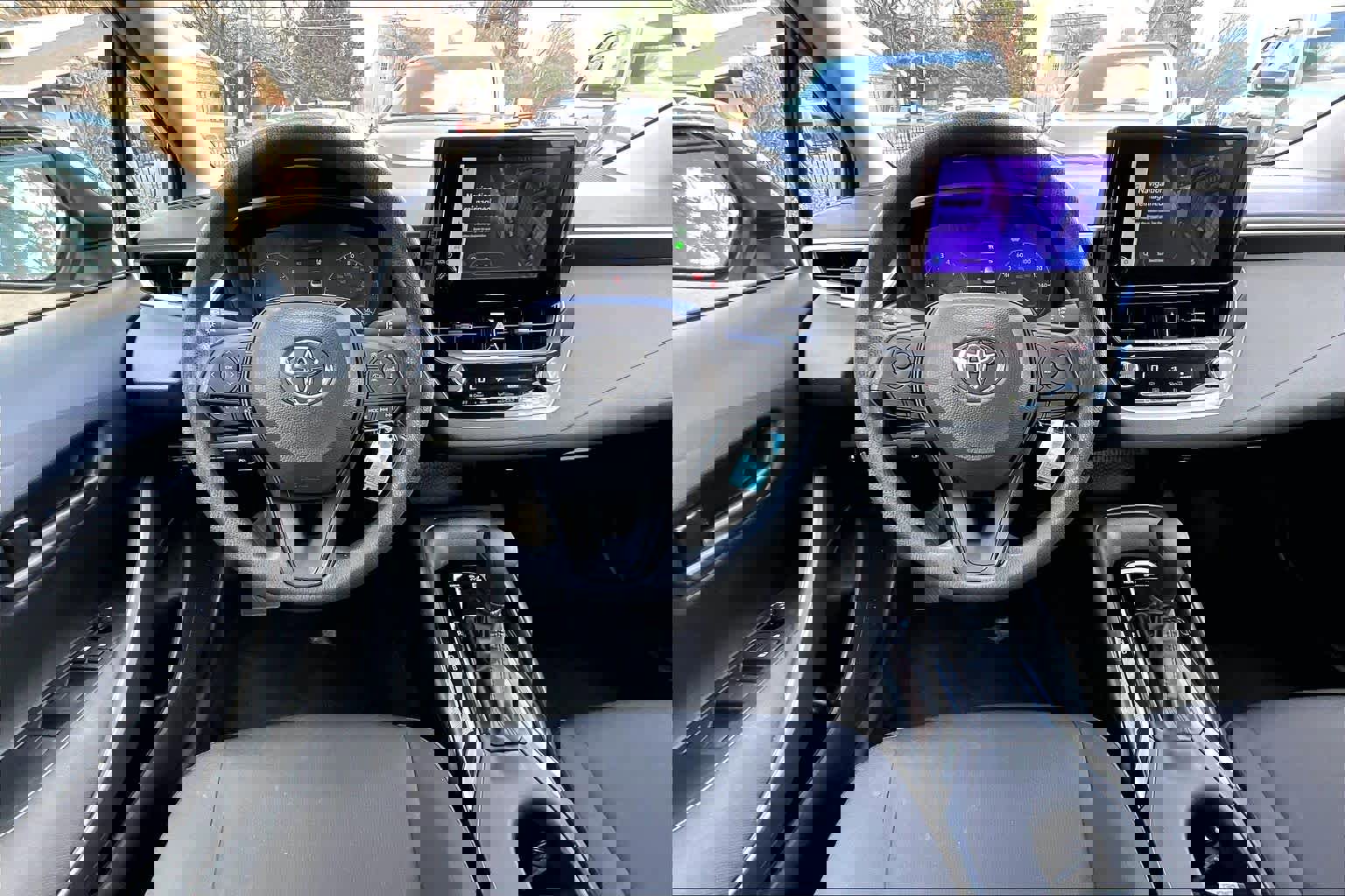 Used 2023 Toyota Corolla LE image 6