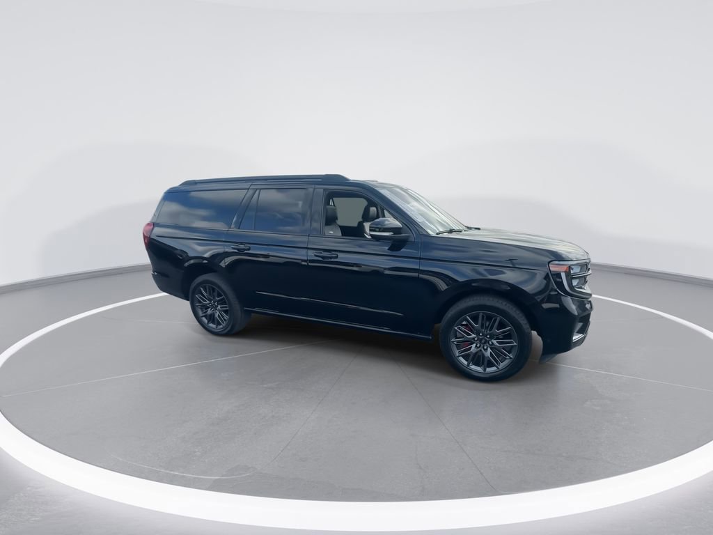 Used 2025 Ford Expedition Max Platinum w/ Stealth Performance Package AWD/4WD image 2