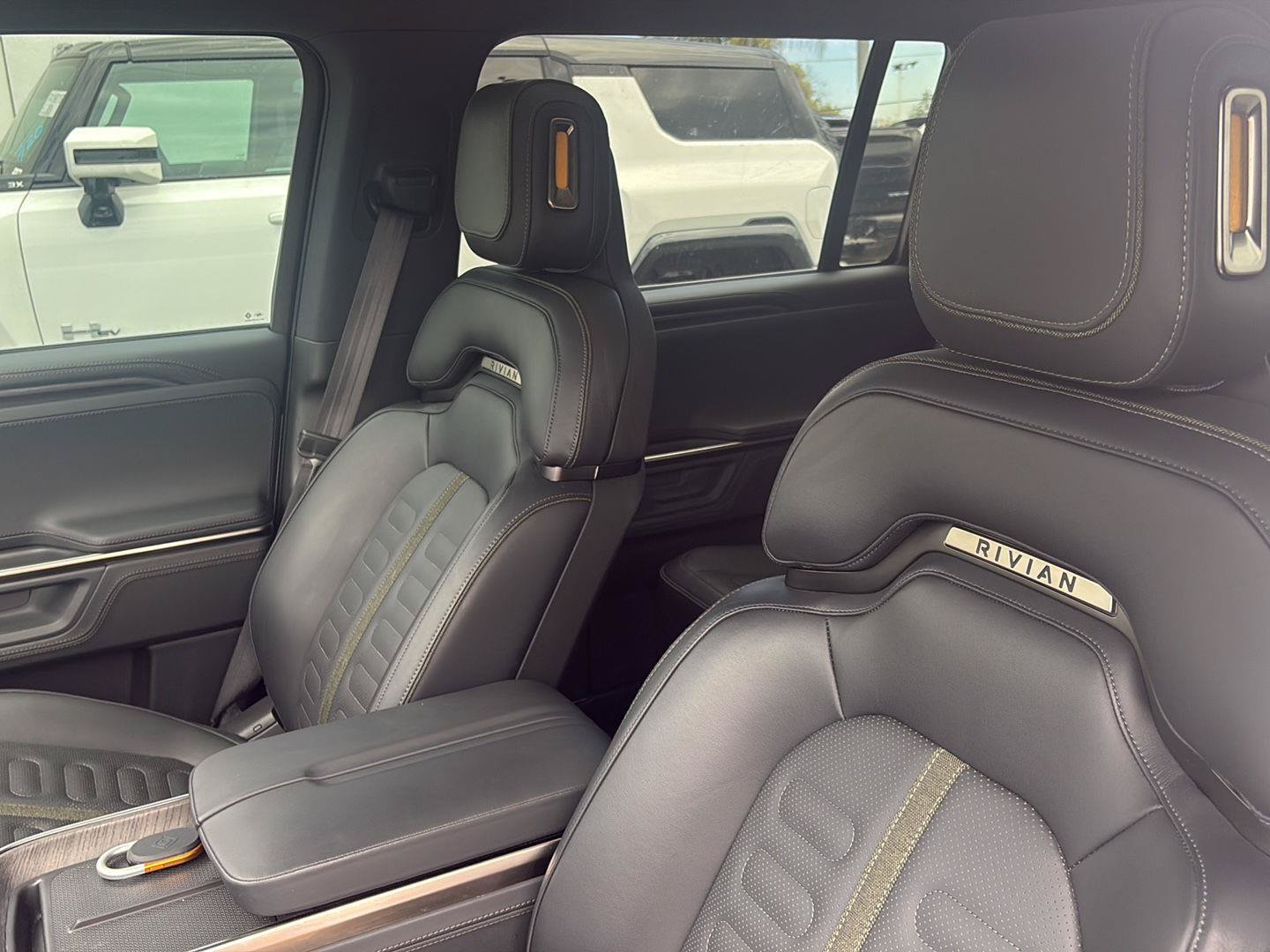 Used 2026 Rivian R1S Adventure AWD/4WD image 16